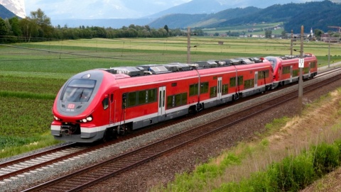 Pociągi spalinowe Link z Pesy z podwójną homologacją - na Polskę i Niemcy