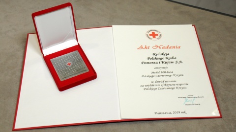 100-lecie Polskiego Czerwonego Krzyża. Medal dla Polskiego Radia PiK